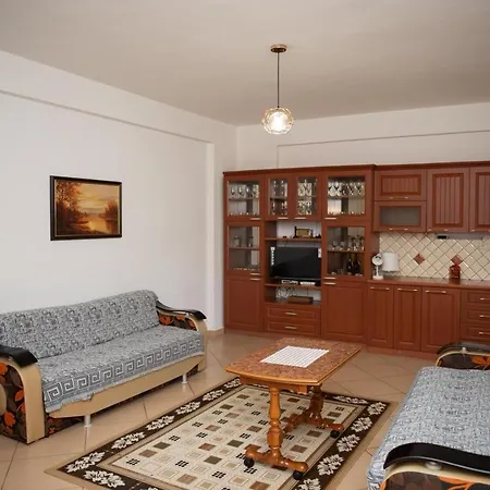 דירה Apartamen Me Qera *